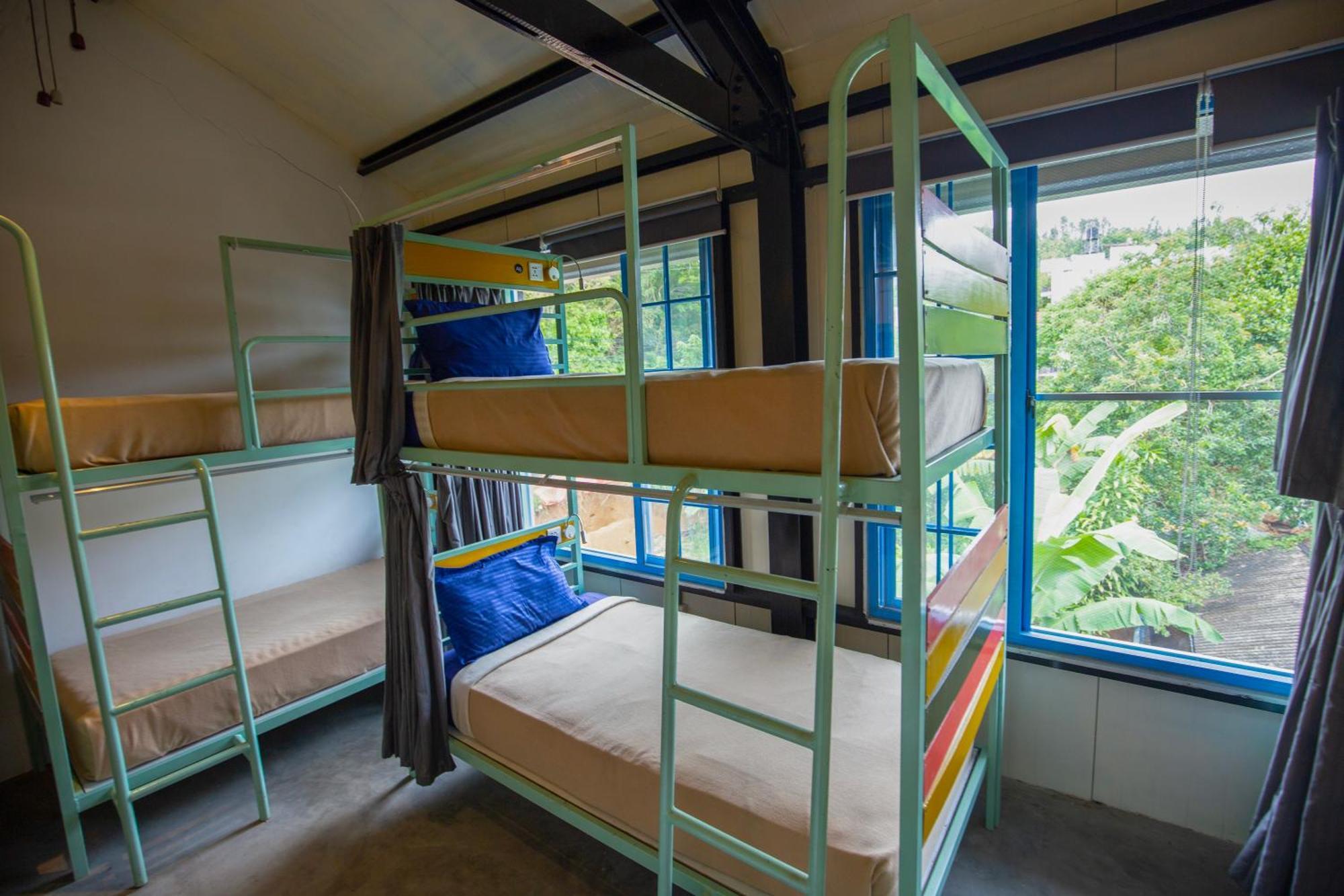 Hangover Hostels Ella Eksteriør bilde